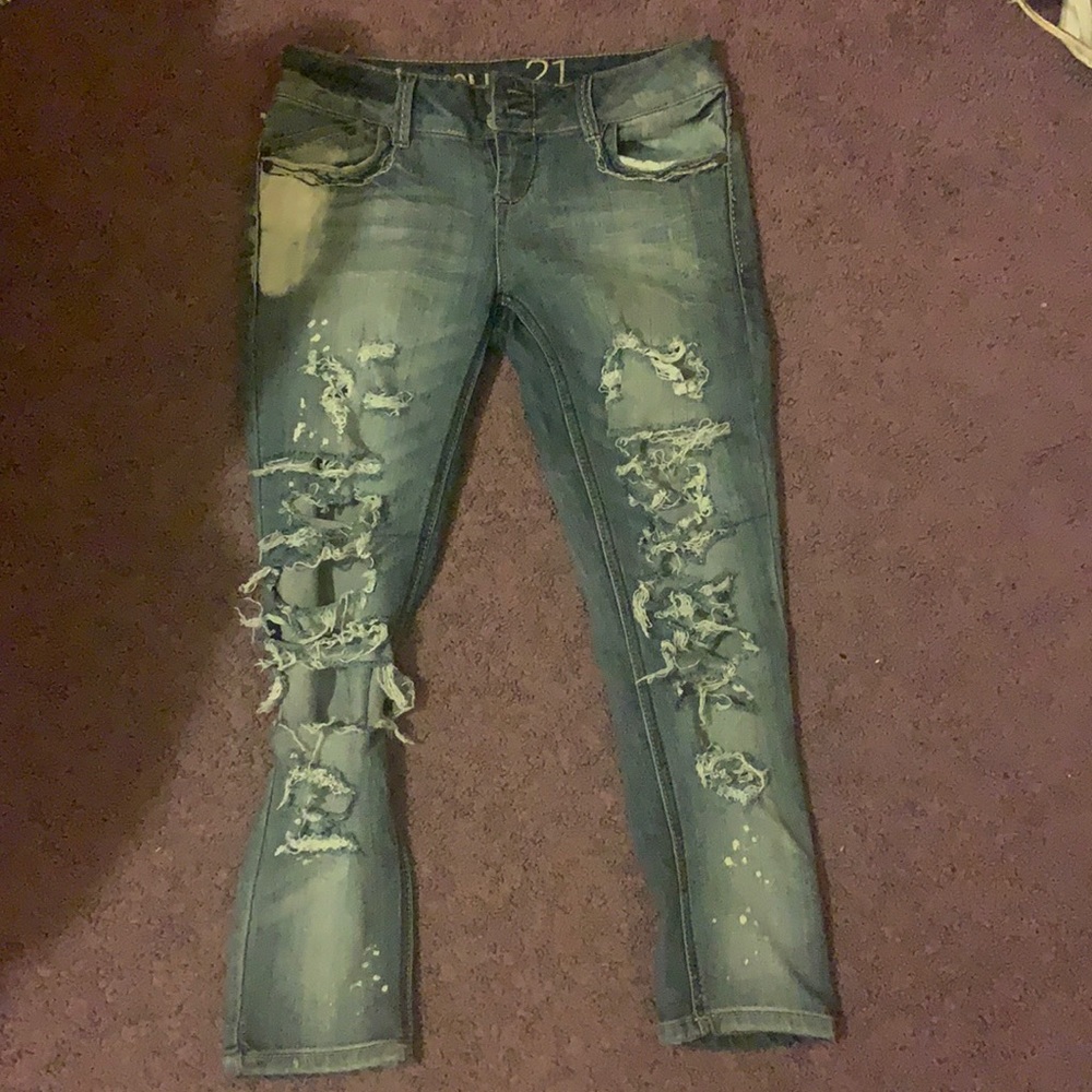 Rue 21 Distressed Jeans: Size 3/4